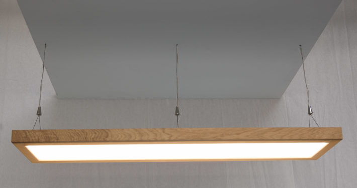 Pendelleuchte LED mit Holzrahmen Toggenburger-Holz Eiche